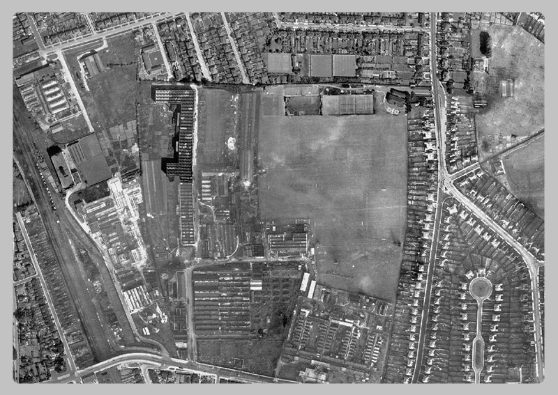 1947 Post-War London Aerial Map - Wembley