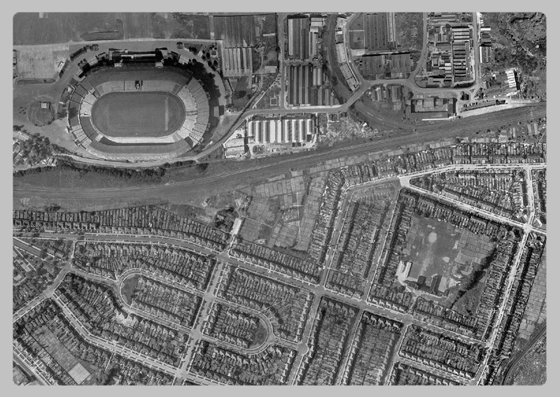 1947 Post-War London Aerial Map - Wembley