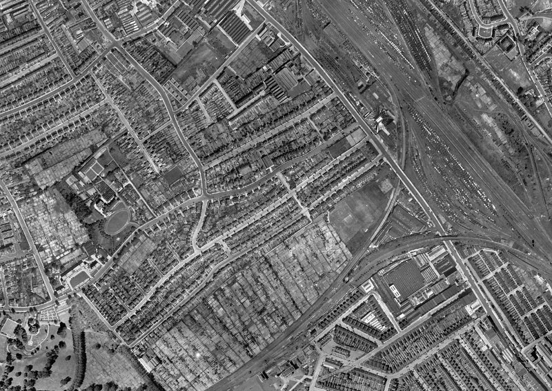 Post-War 1947 London Aerial Map - Dollis Hill