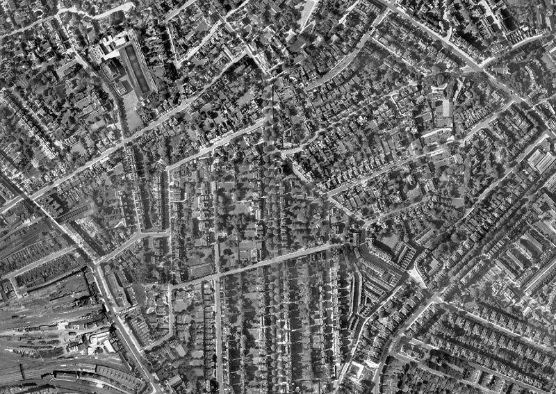 Post-War 1947 London Aerial Map - Camden