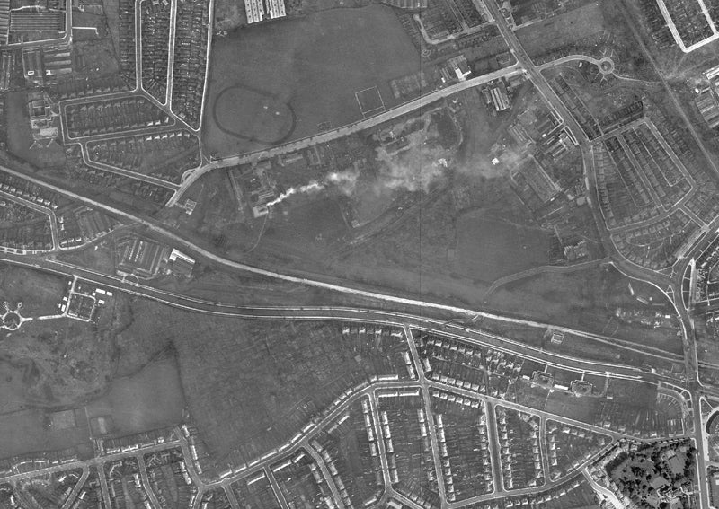 Post-War 1947 London Aerial Map - Alperton