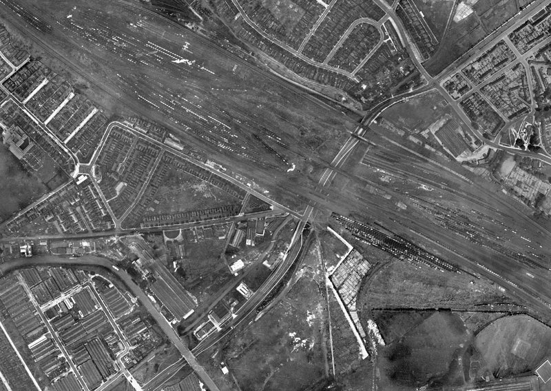 Post-War 1947 London Aerial Map - Alperton