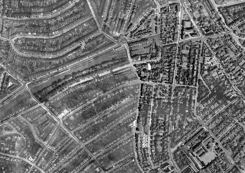 Post-War 1947 London Aerial Map - Kilburn