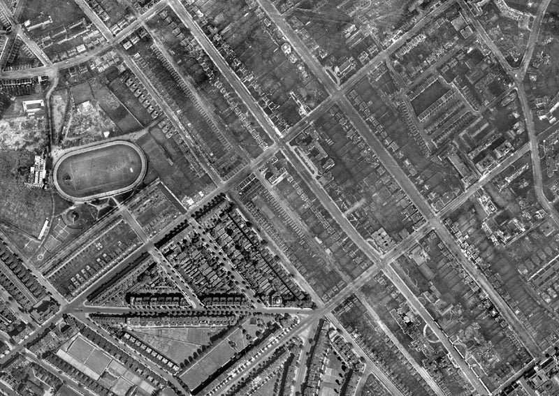 Post-War 1947 London Aerial Map - Kilburn