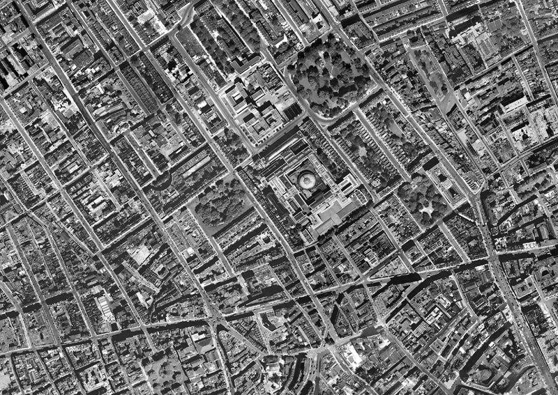Post-War 1947 London Aerial Map - The West End