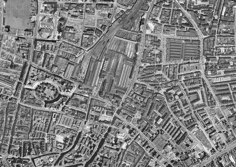 Post-War 1947 London Aerial Map - The City