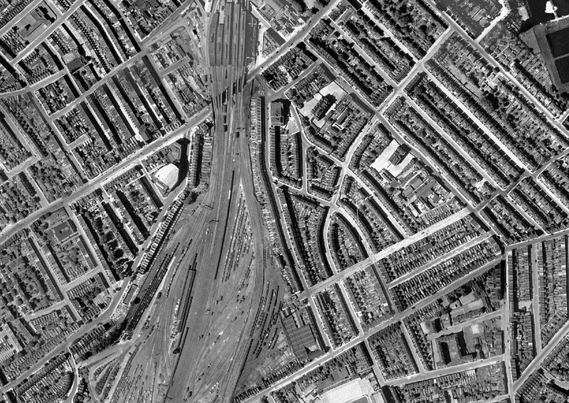 Post-War 1947 London Aerial Map - Highbury