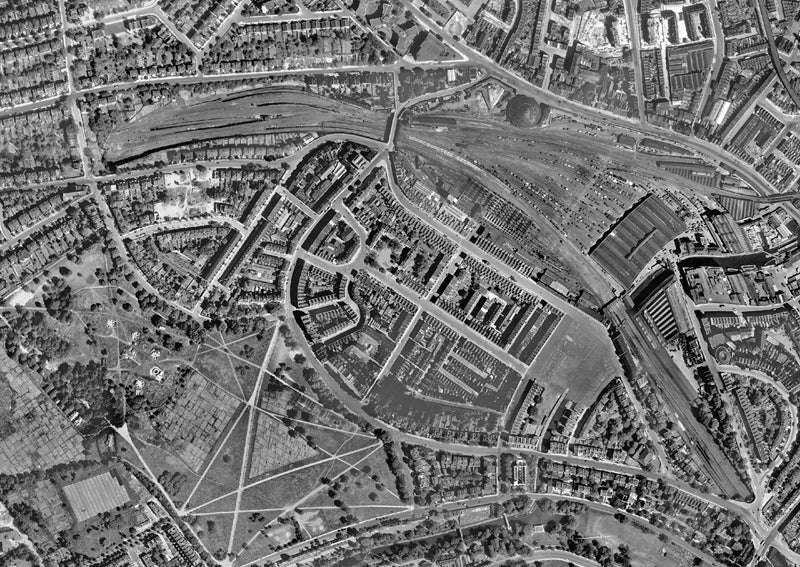 Post-War 1947 London Aerial Map - Camden Town